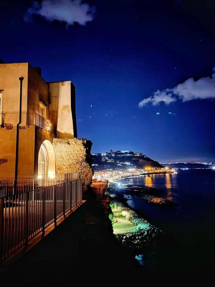 Pozzuoli 100Per100 Home Номер фото